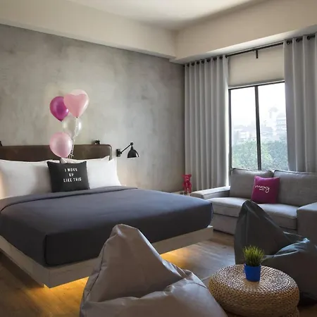 Moxy Bandung Hotel Exterior photo