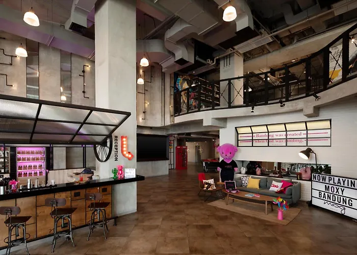 Moxy Bandung