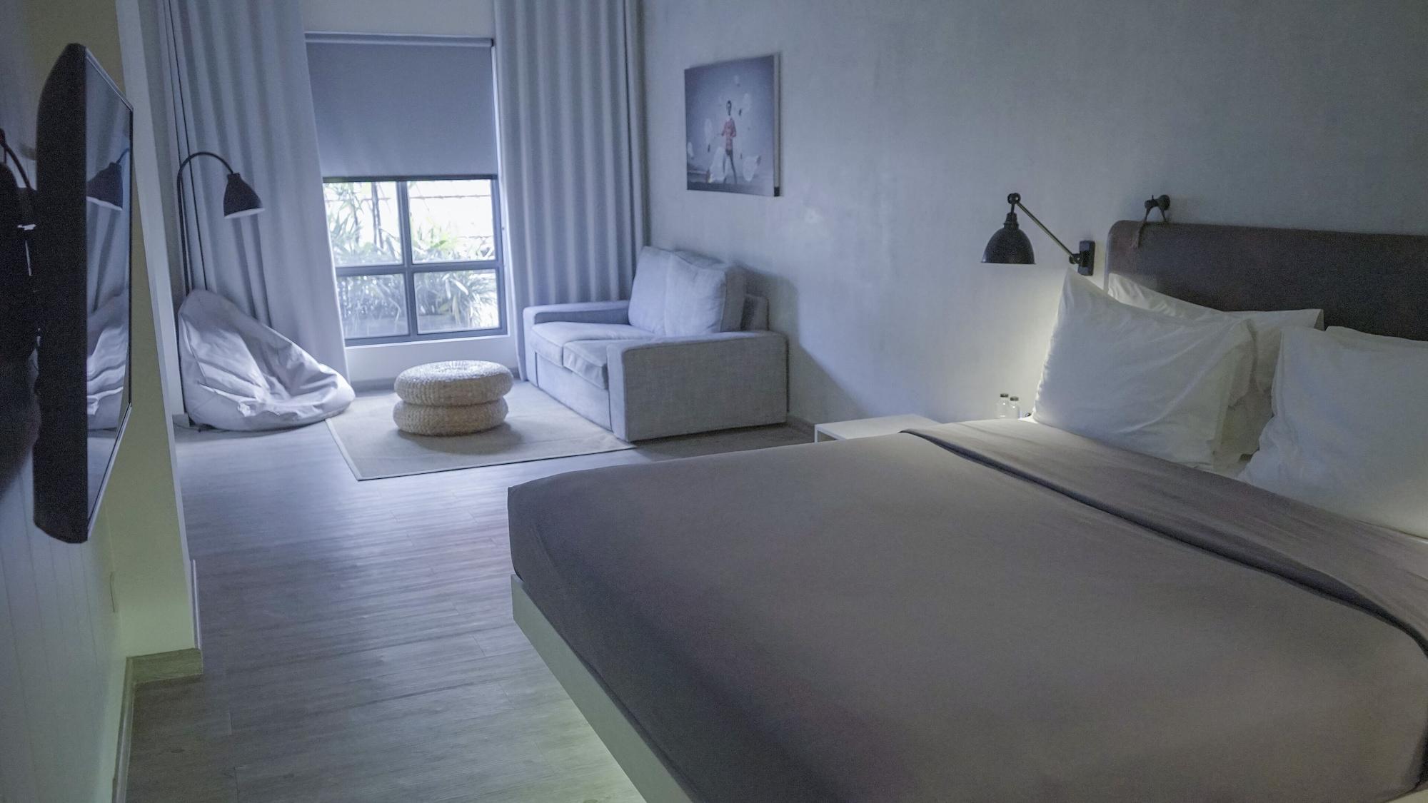 Hotel Moxy Bandung