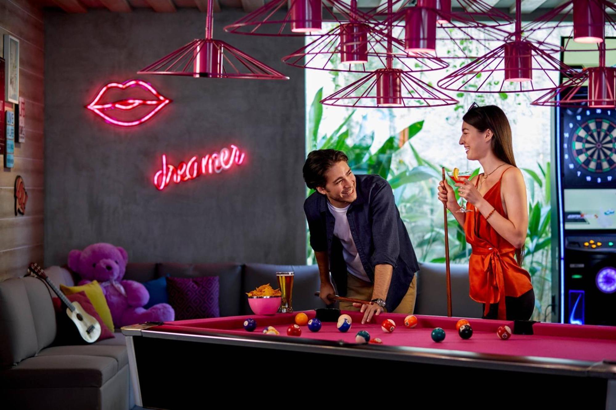 Moxy Bandung